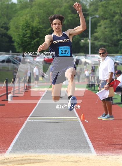 Thumbnail 3 in 2023 PIAA District 3 Championships photogallery.