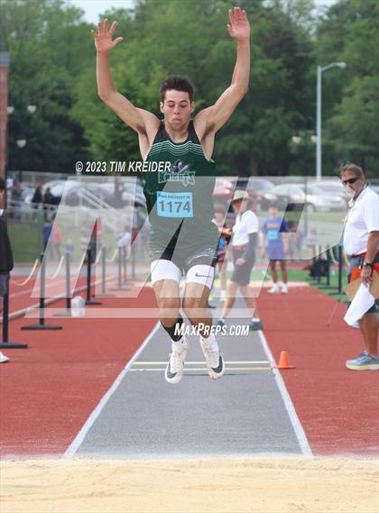 Thumbnail 2 in 2023 PIAA District 3 Championships photogallery.