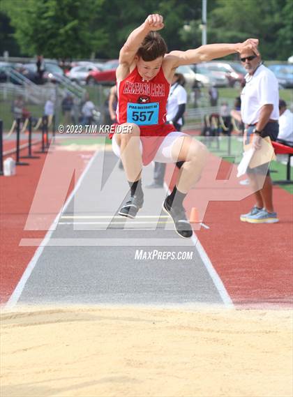Thumbnail 2 in 2023 PIAA District 3 Championships photogallery.