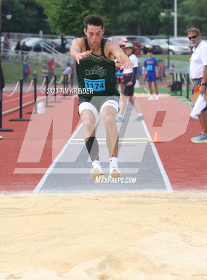 Thumbnail 3 in 2023 PIAA District 3 Championships photogallery.