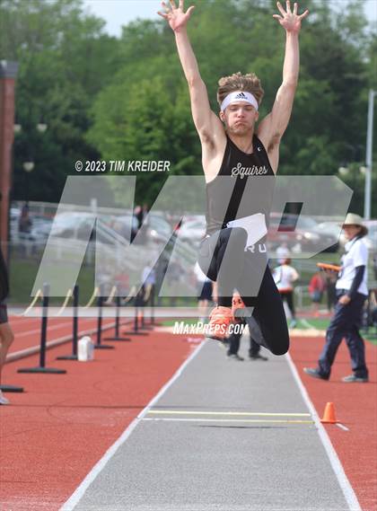 Thumbnail 3 in 2023 PIAA District 3 Championships photogallery.