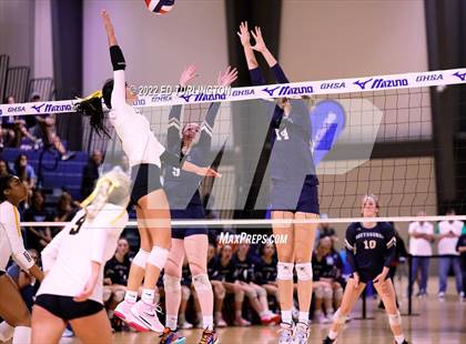 Thumbnail 1 in Sequoyah vs. Pope (GHSA 6A Championship) photogallery.