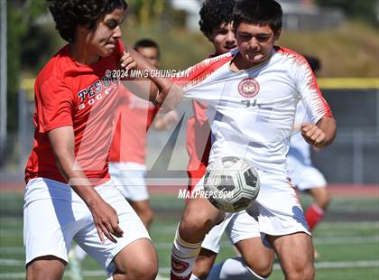 Thumbnail 2 in Mission Viejo vs. Tesoro (Summer League) photogallery.