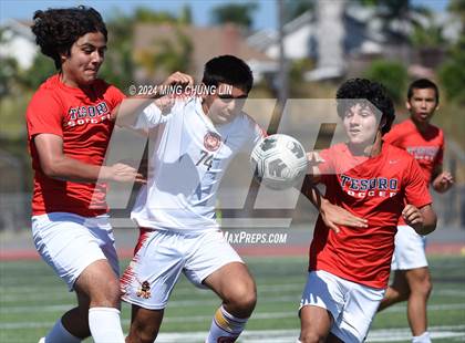 Thumbnail 3 in Mission Viejo vs. Tesoro (Summer League) photogallery.