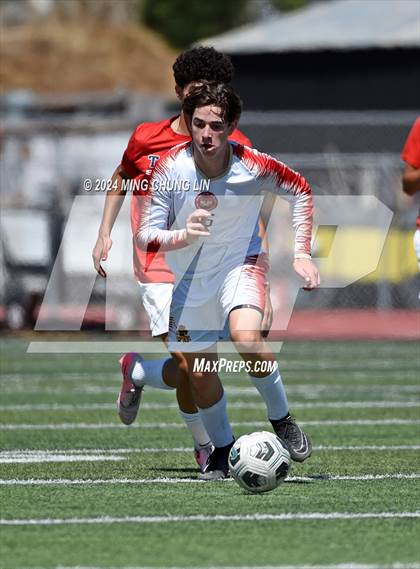Thumbnail 2 in Mission Viejo vs. Tesoro (Summer League) photogallery.
