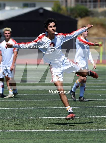 Thumbnail 3 in Mission Viejo vs. Tesoro (Summer League) photogallery.