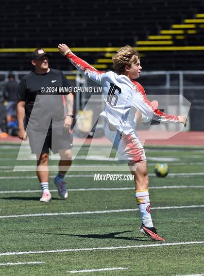 Thumbnail 3 in Mission Viejo vs. Tesoro (Summer League) photogallery.
