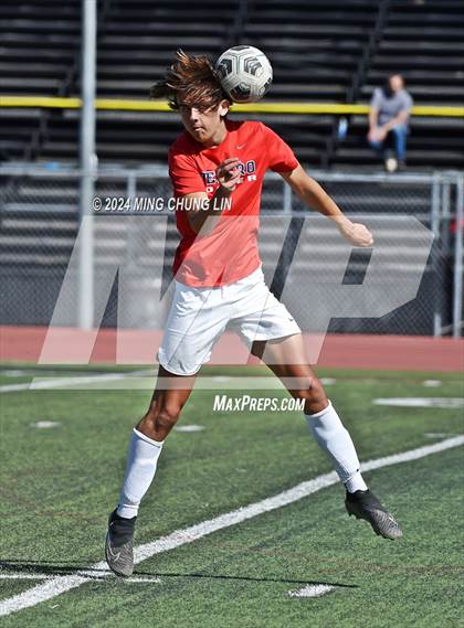 Thumbnail 2 in Mission Viejo vs. Tesoro (Summer League) photogallery.