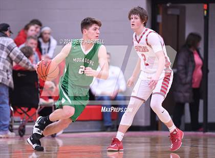 Thumbnail 2 in Springfield vs. Mogadore photogallery.