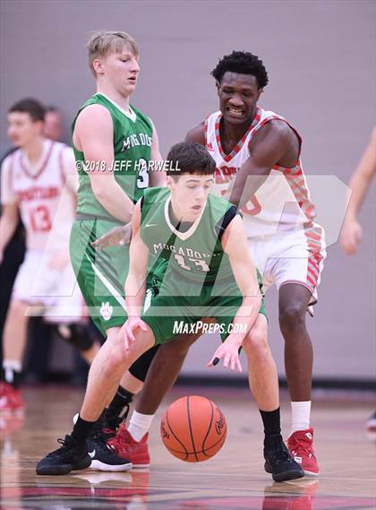 Thumbnail 1 in Springfield vs. Mogadore photogallery.