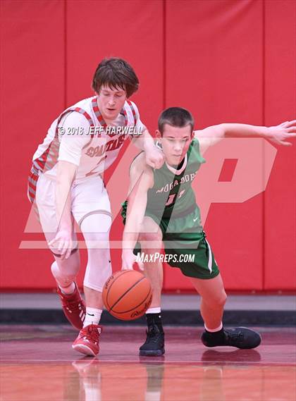 Thumbnail 1 in Springfield vs. Mogadore photogallery.