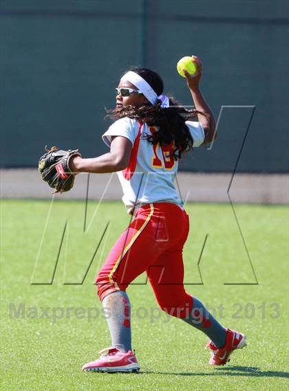 Thumbnail 1 in Cathedral Catholic @ Point Loma photogallery.