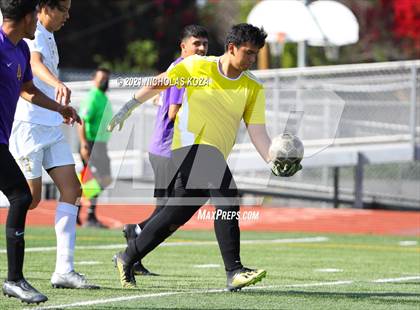 Thumbnail 1 in Warren vs. Lynwood photogallery.