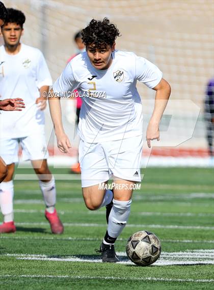 Thumbnail 2 in Warren vs. Lynwood photogallery.