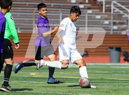 Thumbnail 3 in Warren vs. Lynwood photogallery.