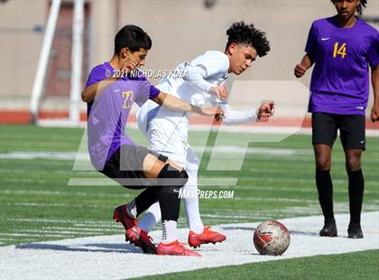 Thumbnail 1 in Warren vs. Lynwood photogallery.