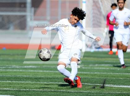 Thumbnail 2 in Warren vs. Lynwood photogallery.