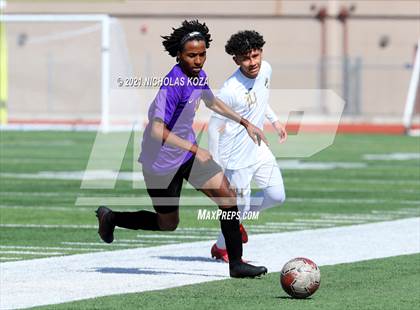 Thumbnail 3 in Warren vs. Lynwood photogallery.