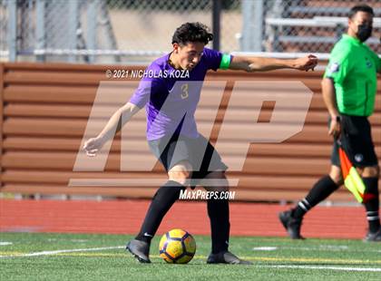 Thumbnail 1 in Warren vs. Lynwood photogallery.