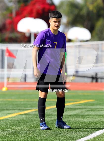 Thumbnail 2 in Warren vs. Lynwood photogallery.