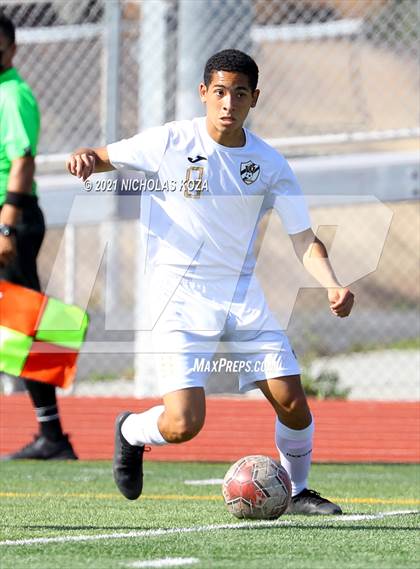 Thumbnail 1 in Warren vs. Lynwood photogallery.