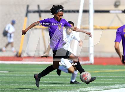 Thumbnail 2 in Warren vs. Lynwood photogallery.