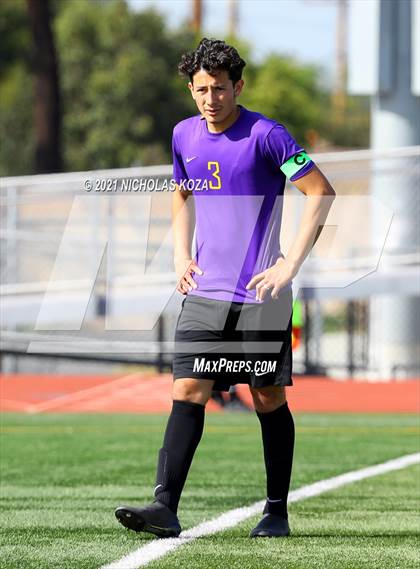 Thumbnail 1 in Warren vs. Lynwood photogallery.