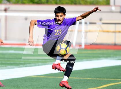 Thumbnail 1 in Warren vs. Lynwood photogallery.