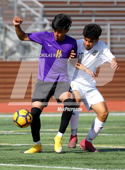 Thumbnail 3 in Warren vs. Lynwood photogallery.