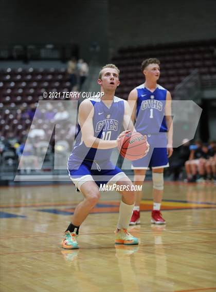 Thumbnail 3 in Gunnison Valley vs. North Summit (UHSAA 2A Consolation Semifinal) photogallery.