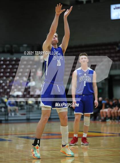Thumbnail 1 in Gunnison Valley vs. North Summit (UHSAA 2A Consolation Semifinal) photogallery.