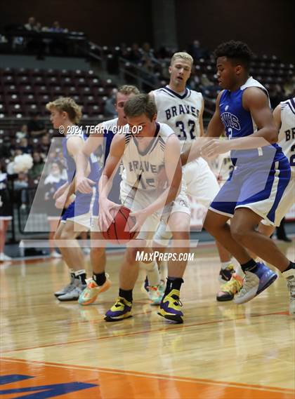 Thumbnail 2 in Gunnison Valley vs. North Summit (UHSAA 2A Consolation Semifinal) photogallery.