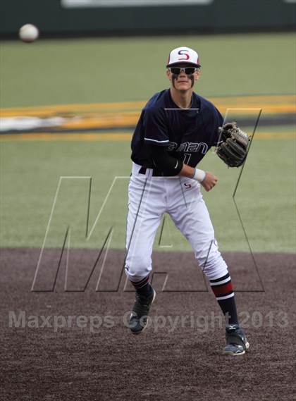 Thumbnail 3 in Seaman vs Shawnee Heights (KSHSAA 5A Semifinal) photogallery.