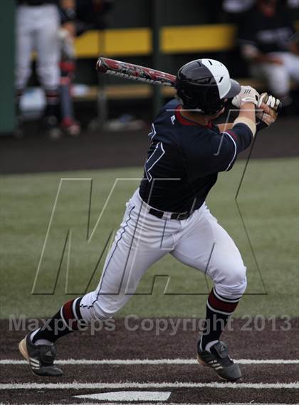 Thumbnail 2 in Seaman vs Shawnee Heights (KSHSAA 5A Semifinal) photogallery.