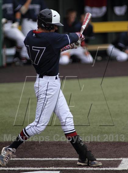 Thumbnail 3 in Seaman vs Shawnee Heights (KSHSAA 5A Semifinal) photogallery.