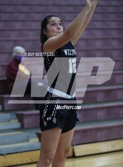 Thumbnail 2 in Wellington School vs Berne Union (OHSAA D4 Sectional Playoff) photogallery.