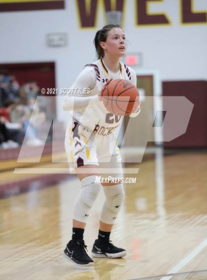 Thumbnail 3 in Wellington School vs Berne Union (OHSAA D4 Sectional Playoff) photogallery.