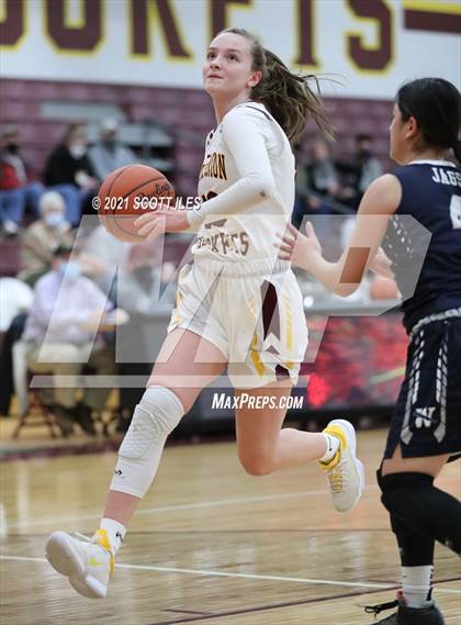 Thumbnail 2 in Wellington School vs Berne Union (OHSAA D4 Sectional Playoff) photogallery.