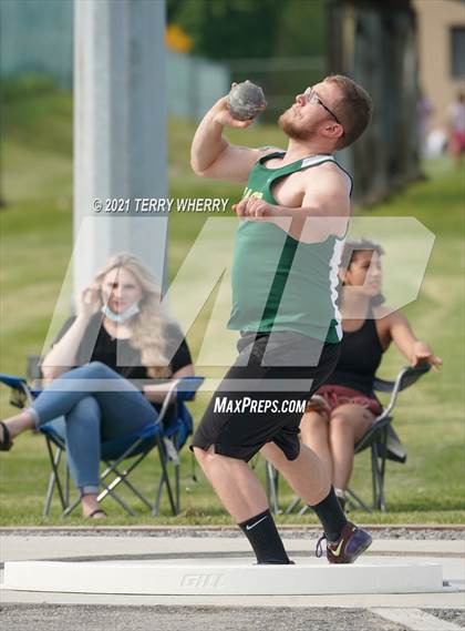 Thumbnail 1 in West Seneca East @ Cheektowaga Central photogallery.