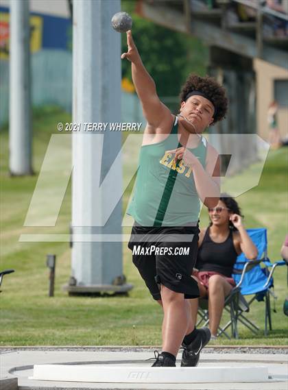 Thumbnail 1 in West Seneca East @ Cheektowaga Central photogallery.