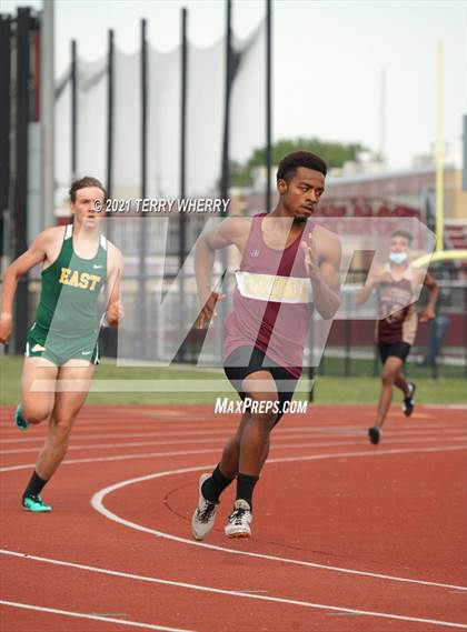 Thumbnail 1 in West Seneca East @ Cheektowaga Central photogallery.