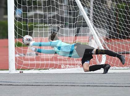 Thumbnail 3 in Laguna Beach vs. Yucaipa (CIF-SS Division 4 Final) photogallery.