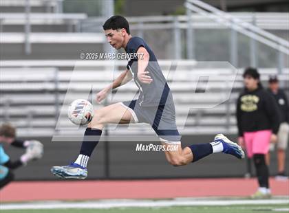 Thumbnail 2 in Laguna Beach vs. Yucaipa (CIF-SS Division 4 Final) photogallery.