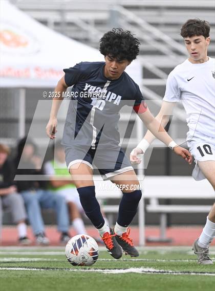 Thumbnail 1 in Laguna Beach vs. Yucaipa (CIF-SS Division 4 Final) photogallery.