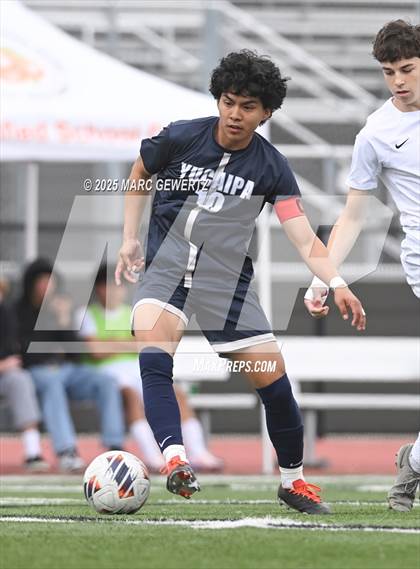 Thumbnail 2 in Laguna Beach vs. Yucaipa (CIF-SS Division 4 Final) photogallery.
