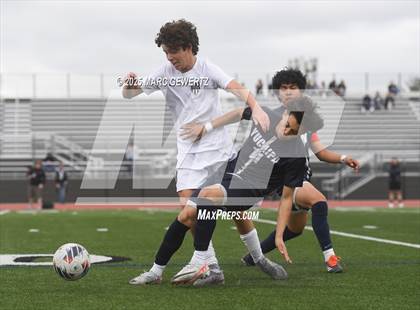 Thumbnail 2 in Laguna Beach vs. Yucaipa (CIF-SS Division 4 Final) photogallery.