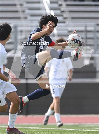 Thumbnail 2 in Laguna Beach vs. Yucaipa (CIF-SS Division 4 Final) photogallery.