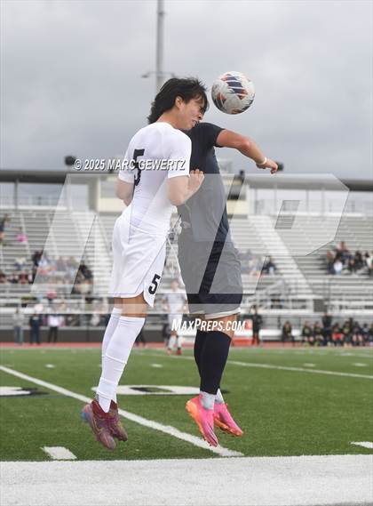 Thumbnail 3 in Laguna Beach vs. Yucaipa (CIF-SS Division 4 Final) photogallery.