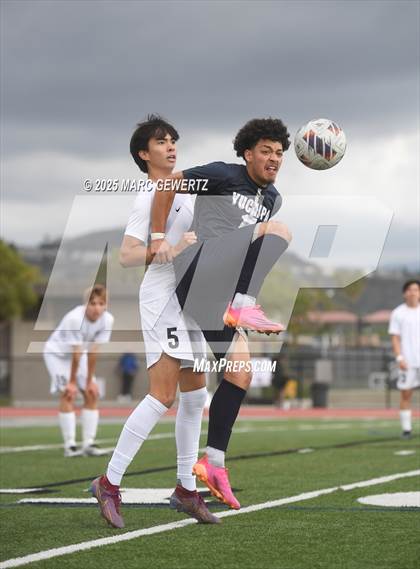 Thumbnail 2 in Laguna Beach vs. Yucaipa (CIF-SS Division 4 Final) photogallery.