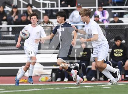 Thumbnail 2 in Laguna Beach vs. Yucaipa (CIF-SS Division 4 Final) photogallery.